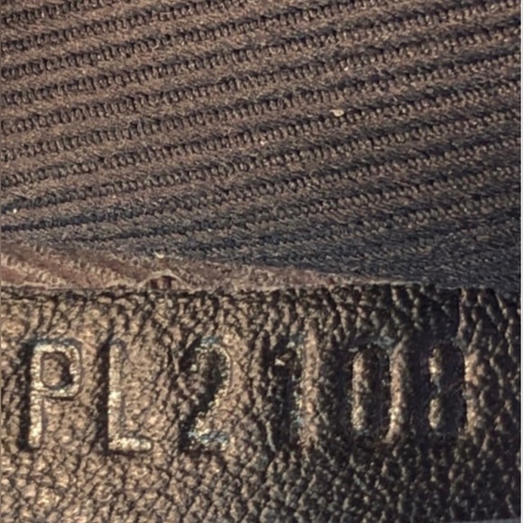 LV Pochette Cosmos LIMITED EDITION Monogram Glaze Eclipse Canvas - Picture 8 of 11